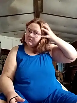 XEmoxkittyx online show from 23, 2, 2026