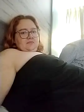 XEmoxkittyx online show from 16, 3, 2026