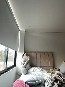 Victoria alson online show from 1, 12, 2025