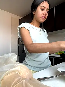 Victoria alson online show from 6, 10, 2025