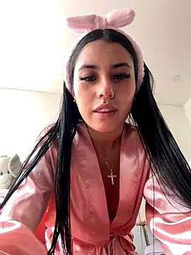 Victoria alson online show from 3, 11, 2025