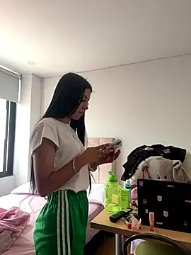 Victoria alson online show from 18, 11, 2025