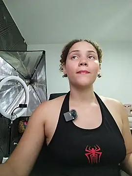 SirenRouge 69 online show from 16, 4, 2026