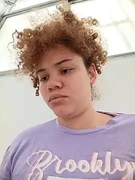 SirenRouge 69 online show from 23, 10, 2025