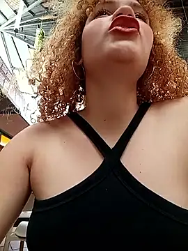 SirenRouge 69 online show from 24, 9, 2025