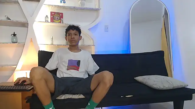 BEAUTY BOYS1 online show from 11, 10, 2025