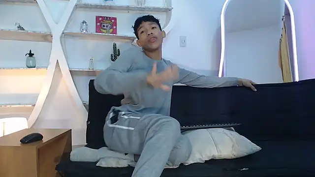 BEAUTY BOYS1 online show from 8, 10, 2025