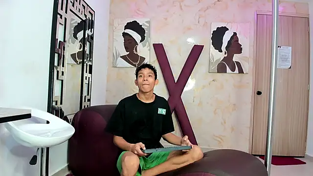 BEAUTY BOYS1 online show from 19, 3, 2026