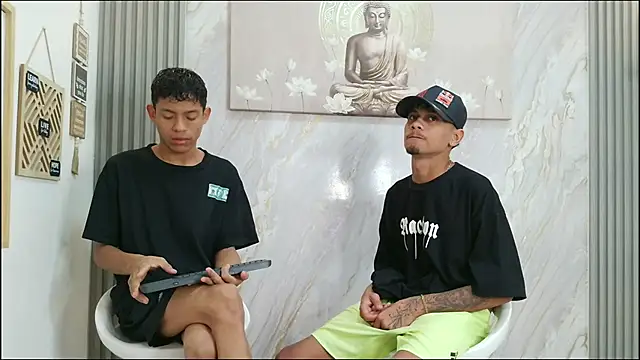 BEAUTY BOYS1 online show from 5, 2, 2026