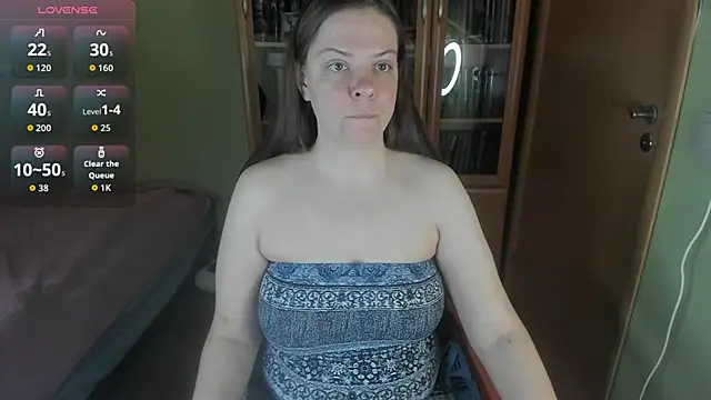Snapshot of MiaLores chatting on 6, 5, 2026 MiaLores online show from 6, 5, 2026
