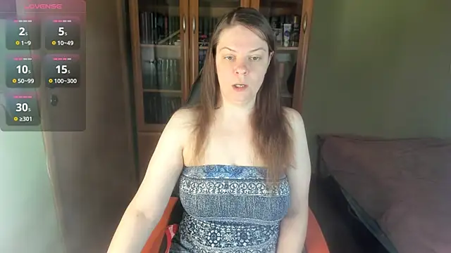 MiaLores online show from 10, 4, 2026