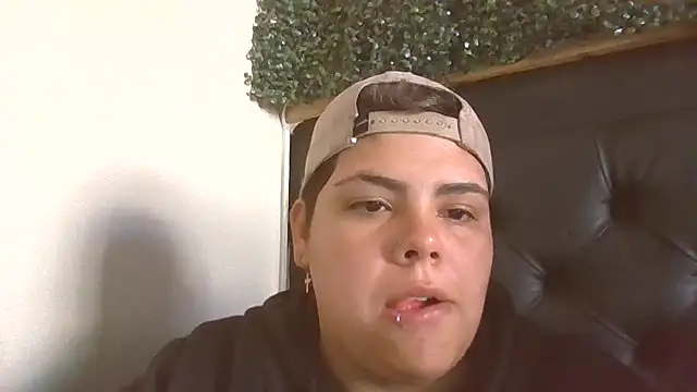 Hailey Curvy online show from 3, 10, 2025