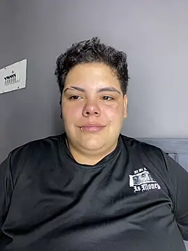 Hailey Curvy online show from 31, 7, 2026