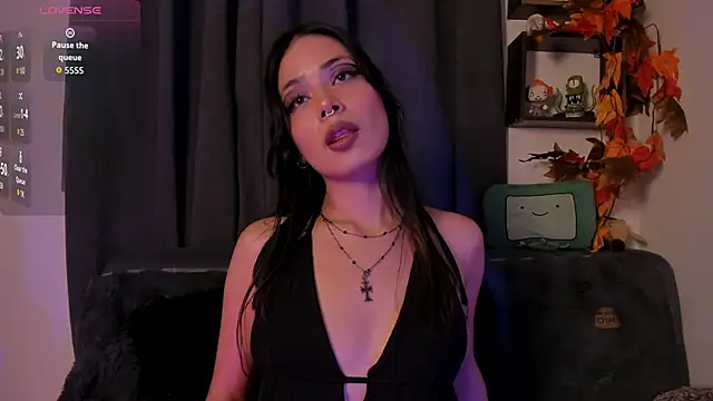 Seraphine hell online show from 23, 3, 2026