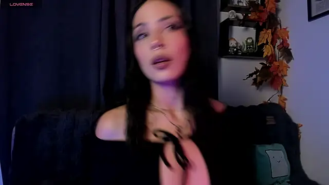 Seraphine hell online show from 28, 5, 2026