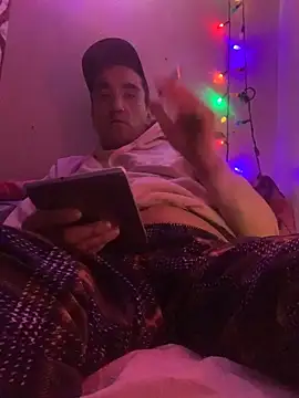 Snapshot of DanBfl chatting on 17, 12, 2025 DanBfl online show from 17, 12, 2025