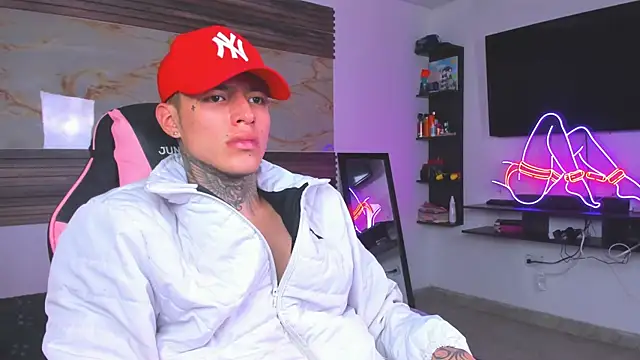 conor 2004 online show from 23, 10, 2025