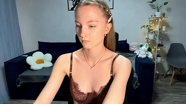 BrightAnnie online show from 5, 10, 2025