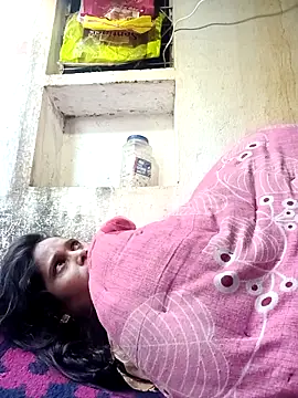 Snapshot of cute_diya_12 chatting on 20, 12, 2025 cute diya 12 online show from 20, 12, 2025