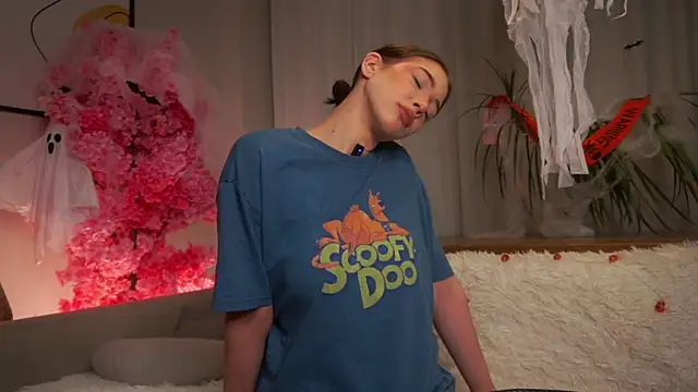 EviaRabasca online show from 28, 10, 2025