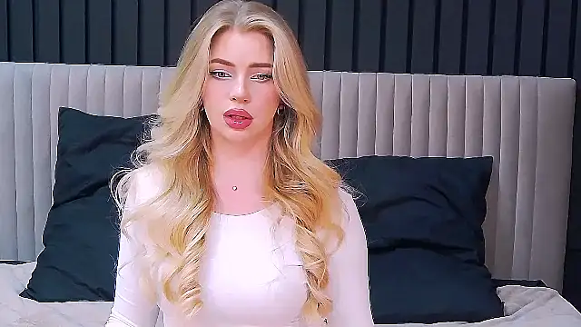 MilanaCeleste online show from 18, 11, 2025