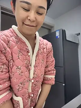 Snapshot of penny996 chatting on 23, 11, 2025 penny996 online show from 23, 11, 2025