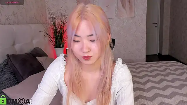 Snapshot of Aisi_18 chatting on 12, 9, 2025 Aisi 18 online show from 12, 9, 2025