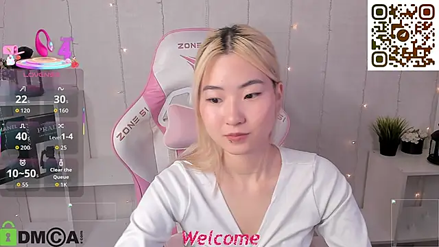 Snapshot of Aisi_18 chatting on 18, 11, 2025 Aisi 18 online show from 18, 11, 2025