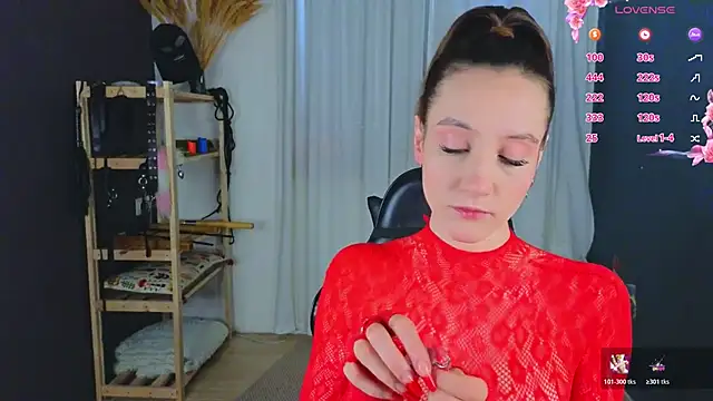 laracroftmansion online show from 5, 5, 2026