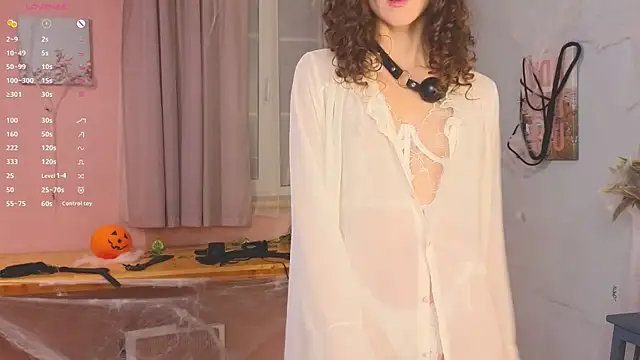 laracroftmansion online show from 28, 10, 2025