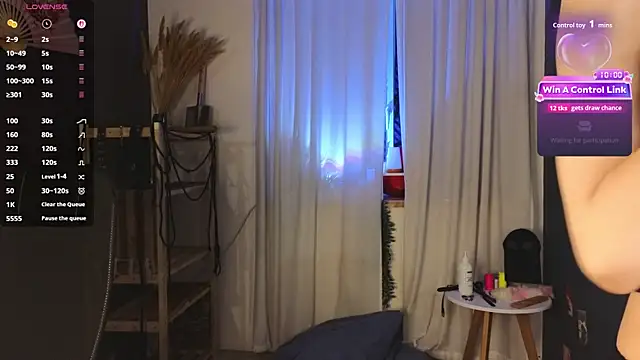 laracroftmansion online show from 17, 3, 2026