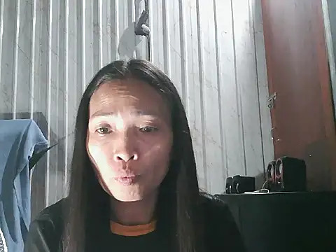 pinayhotii online show from 2, 11, 2025