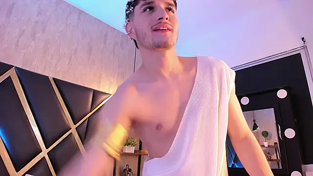 LiamMuller online show from 28, 10, 2025