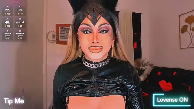 MeduzaCampbell online show from 3, 11, 2025