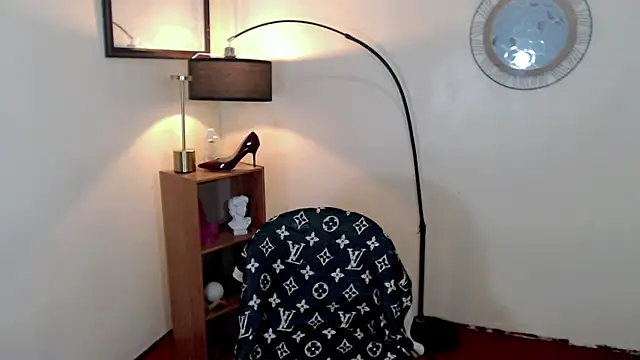 Alison mooreX online show from 3, 10, 2025