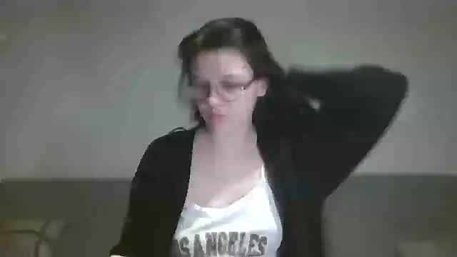 LaVostraDorothy online show from 6, 11, 2025