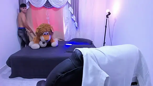 Aron Boyy online show from 25, 3, 2026