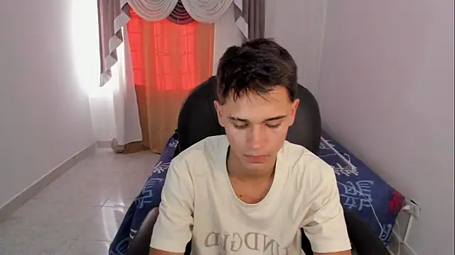 Aron Boyy online show from 21, 11, 2025