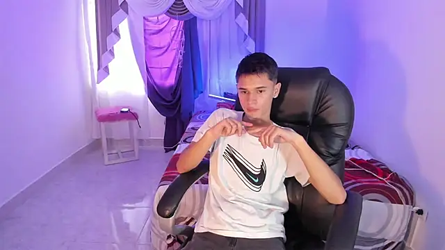 Aron Boyy online show from 15, 9, 2025