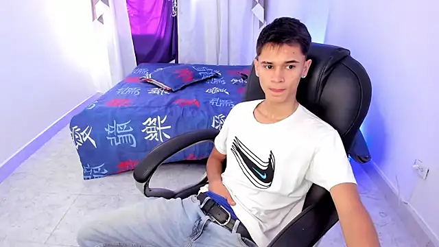 Aron Boyy online show from 16, 10, 2025