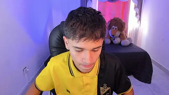 Aron Boyy online show from 16, 2, 2026