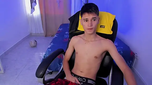 Aron Boyy online show from 14, 11, 2025