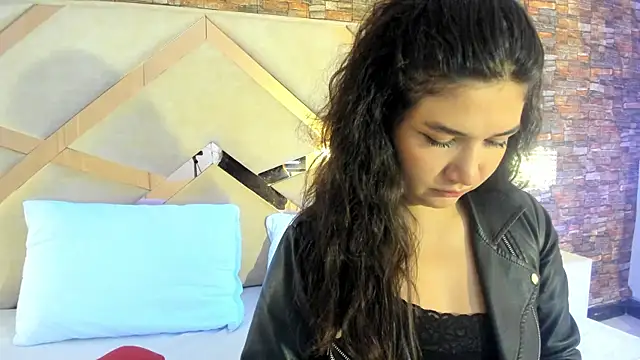 Valery Brand online show from 8, 10, 2025