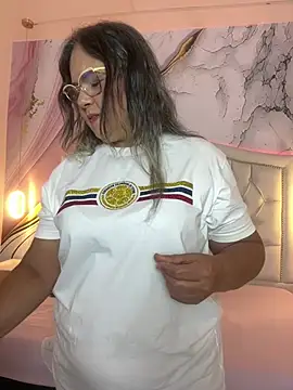 Lucy Milf 474 online show from 18, 6, 2026