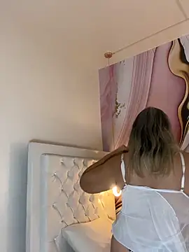 Lucy Milf 474 online show from 4, 2, 2026