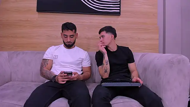 mike friends online show from 19, 5, 2026