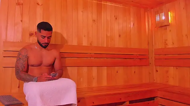 mike friends online show from 15, 4, 2026