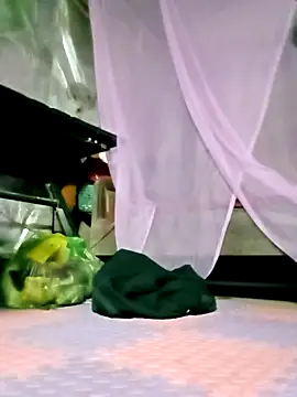 Surrilove online show from 28, 3, 2026