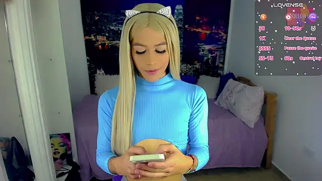 Snapshot of Anne_Zulb chatting on 24, 9, 2025 Anne Zulb online show from 24, 9, 2025