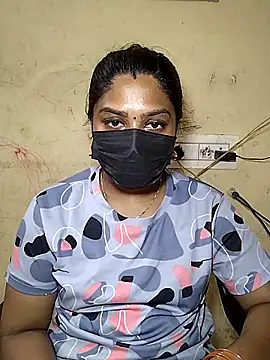 Snapshot of Tamil_Attitude_queen chatting on 15, 4, 2026 Tamil Attitude queen online show from 15, 4, 2026